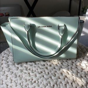 Michael kors mint bag